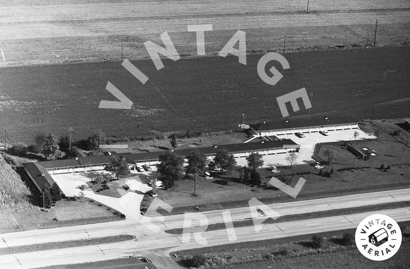 Greystone Motel - 1968 Aerial